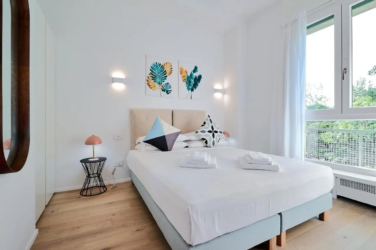 Repubblica Suite Iii-Hosted By Sweetstay Milan Apartment