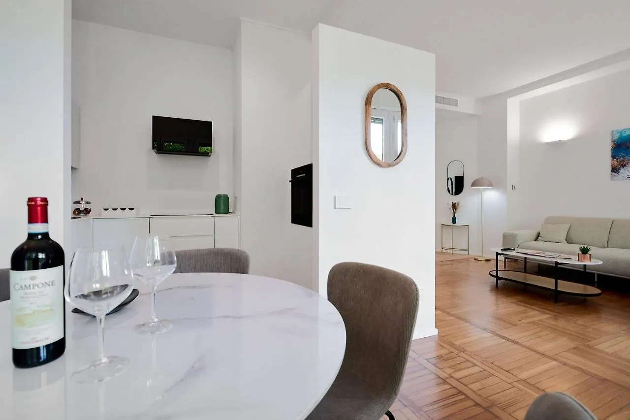 Repubblica Suite Iii-Hosted By Sweetstay Milan Apartment