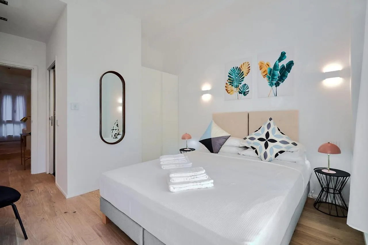 Repubblica Suite Iii-Hosted By Sweetstay Milan