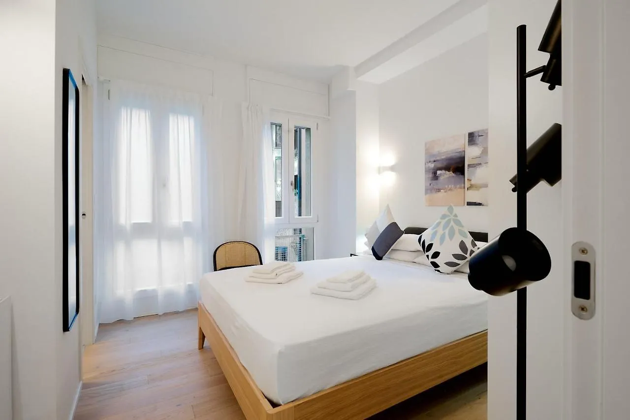 Repubblica Suite Iii-Hosted By Sweetstay Milan Italy