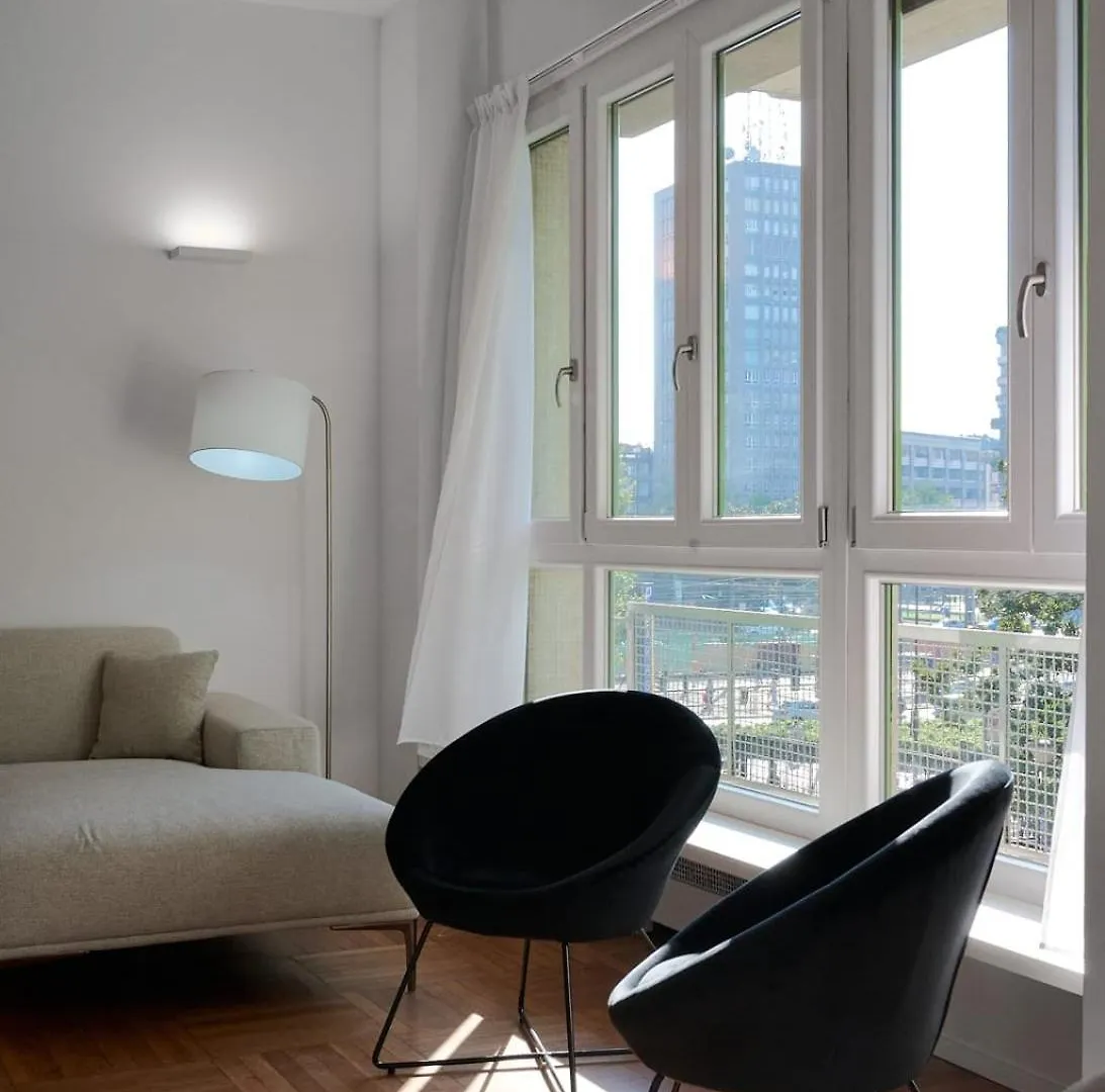 Repubblica Suite Iii-Hosted By Sweetstay Milan 0*,