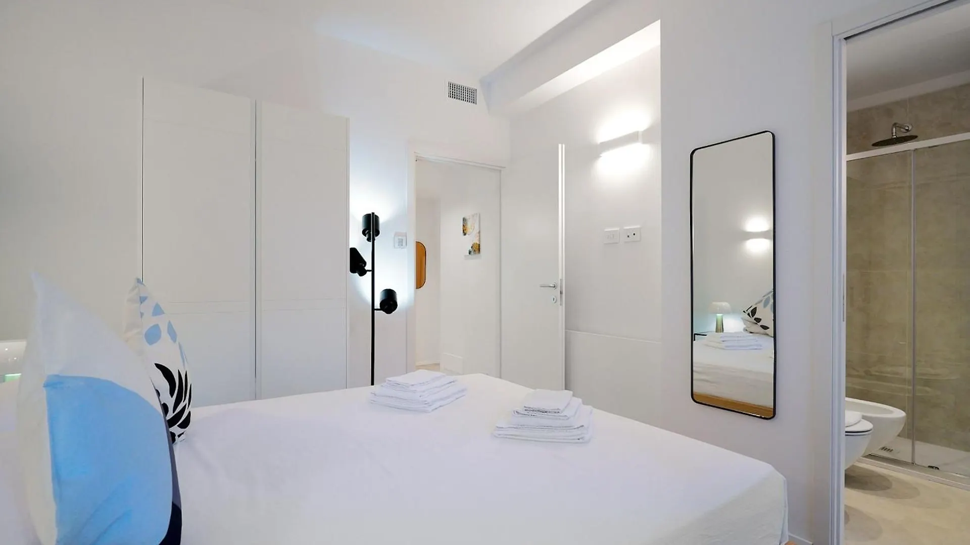 Repubblica Suite Iii-Hosted By Sweetstay Milan Italy