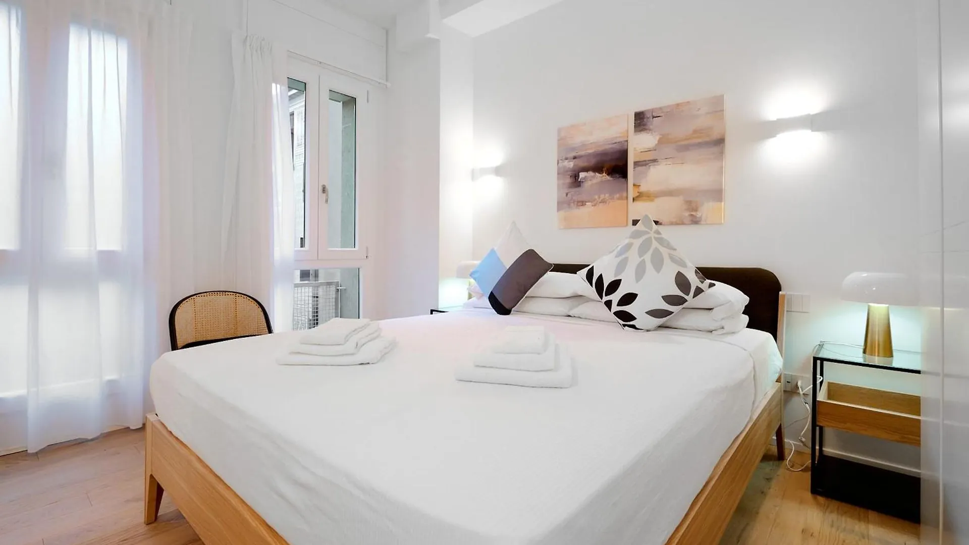 Apartment Repubblica Suite Iii-Hosted By Sweetstay Milan Italy